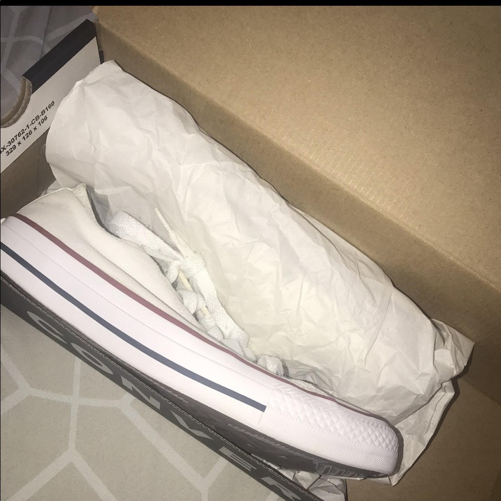 Converse White low top